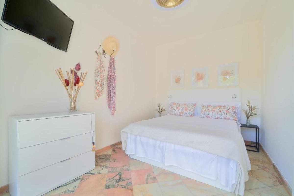 Oleholidays 422 Romana Playa Junto A La Playa Marbella
